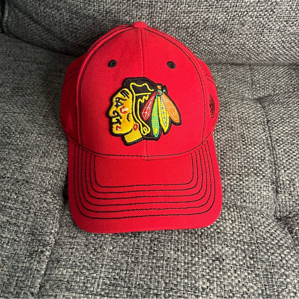 Old time hockey NHL Chicago Blackhawks, red hat, strap back baseball cap